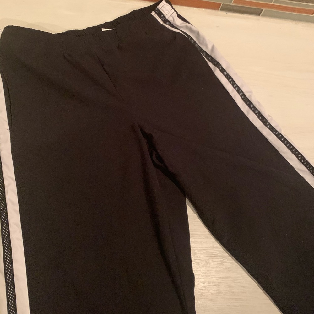 🎉🎉HP🎉🎉 Women’s Nike Track Pants